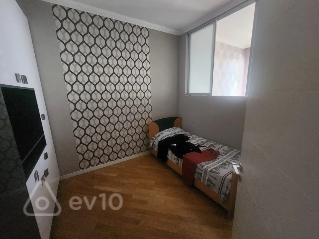 4 otaqlı mənzil, 175 m², Koroğlu Rəhimov küçəsi — kirayə — Mənzil, Bakı (9)