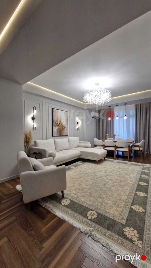 Satılır 4 otaqlı yeni tikili 181.2 m² — Bakı