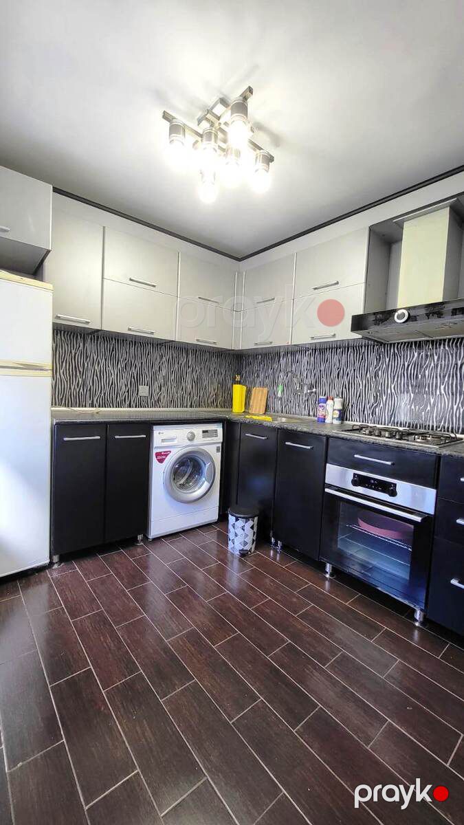 Satılır 2 otaqlı köhnə tikili 57 m² — Mənzil, Bakı (8)