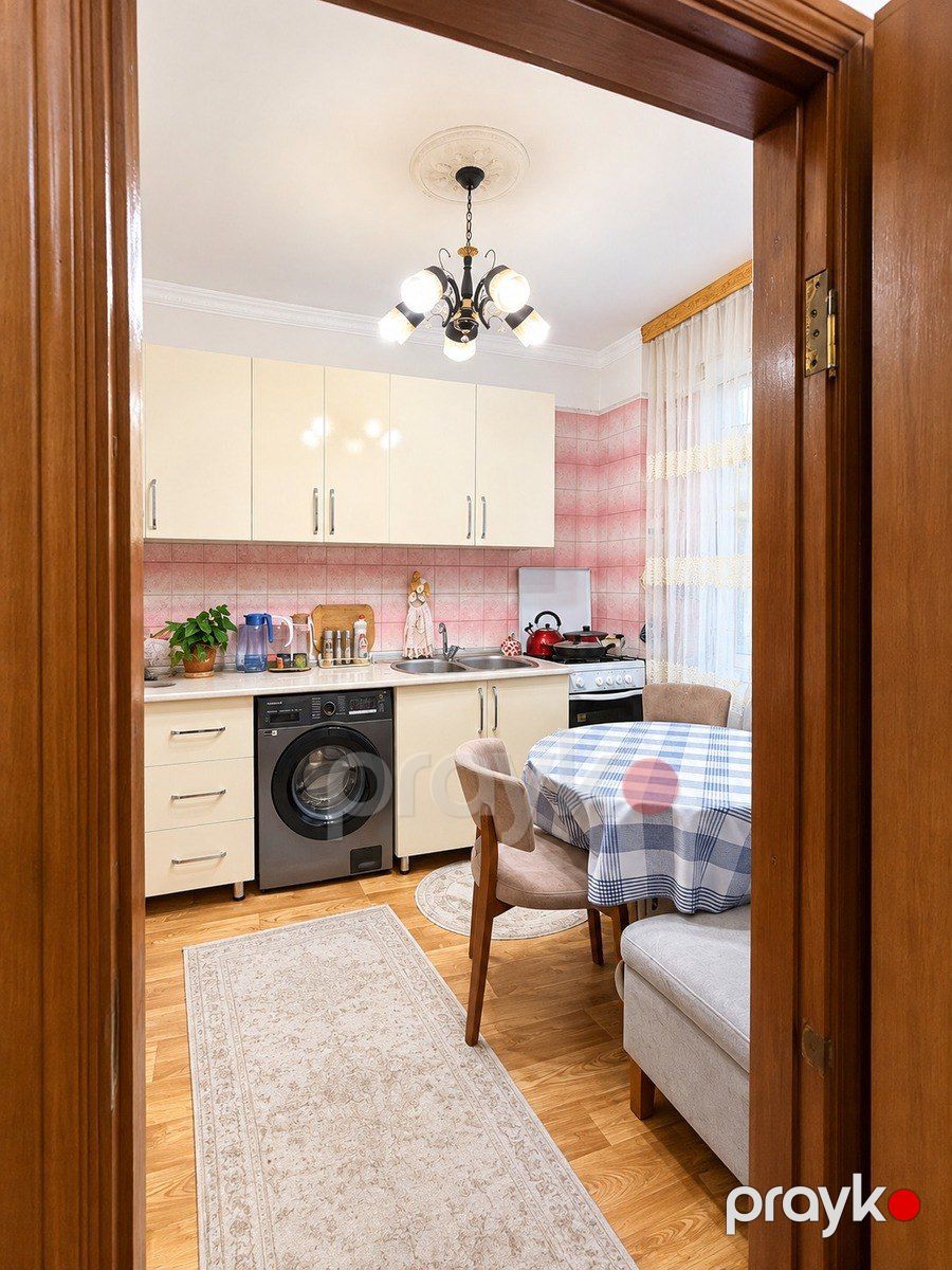 Satılır 2 otaqlı köhnə tikili 70 m² — Mənzil, Bakı (5)