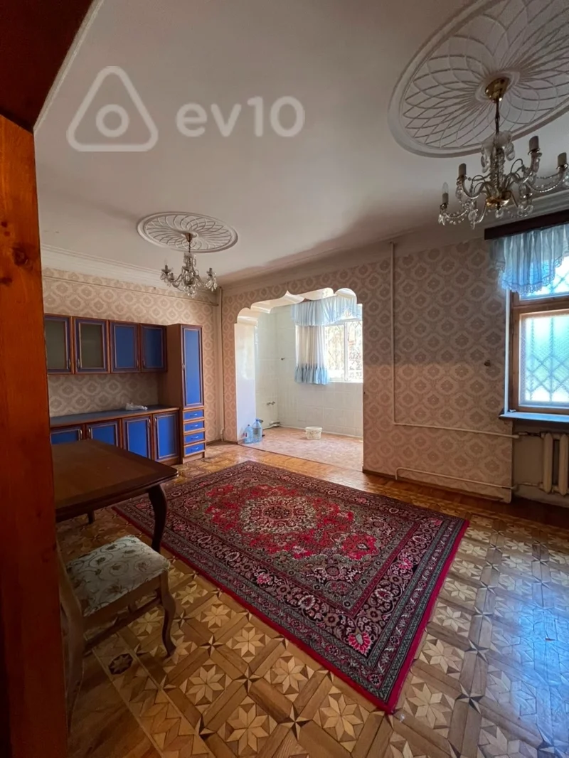 4 otaqlı mənzil, 100 m², İzzet Nebıyev küç. — kirayə — Bakı