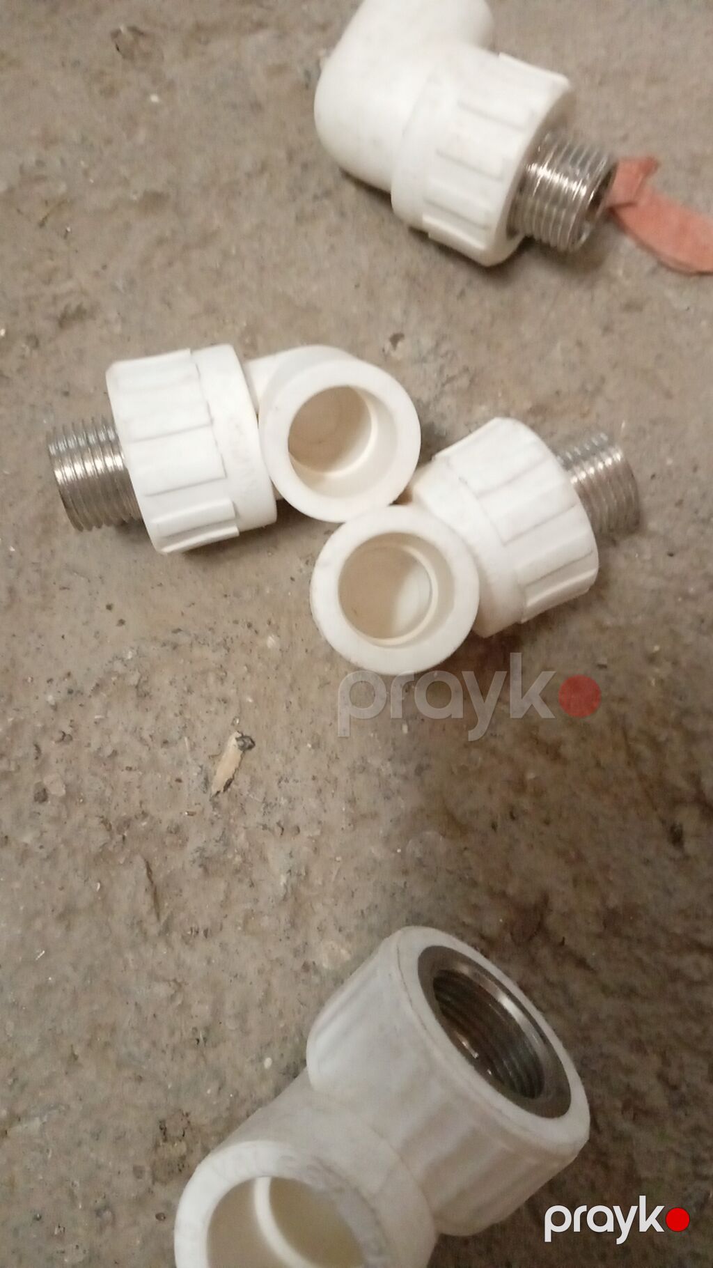 PPR boru üçün bucaq keçidlər (90°) – metal yivli - Material: PPR — Fəliz məmulatı, Pirəkəşkül (3)