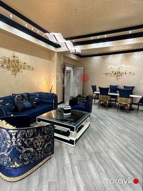 AĞ Şəhər – Qarabağ Atları Meydanı 3 otaqlı mənzil kirayə Sahə: 140 — Bakı