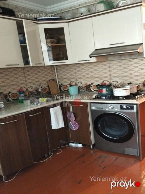 Satılır 2 otaqlı Bina evi menzil (Köhnə tikili), 55 m², 17-ci mikrorayon — Sumqayıt
