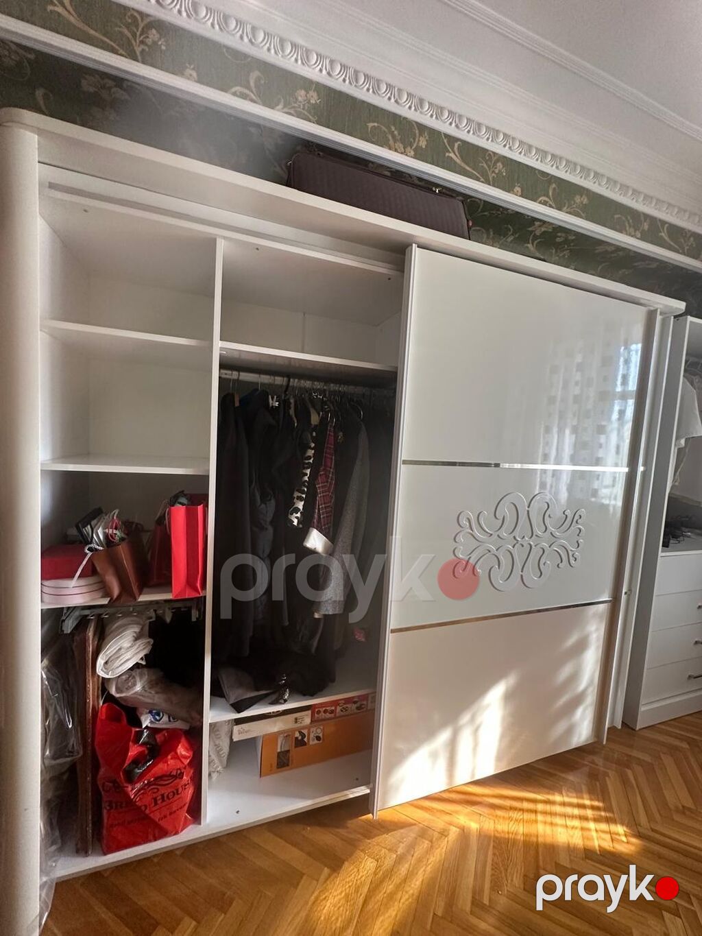 İstikbal mebelin dolabi.Matrial mdf.Karqo ile getirilib. Hun 215.uzunu — Şkaflar, Bakı (5)