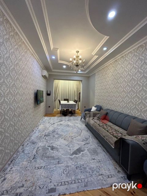 Satılır 2 otaqlı köhnə tikili 55 m² — Bakı