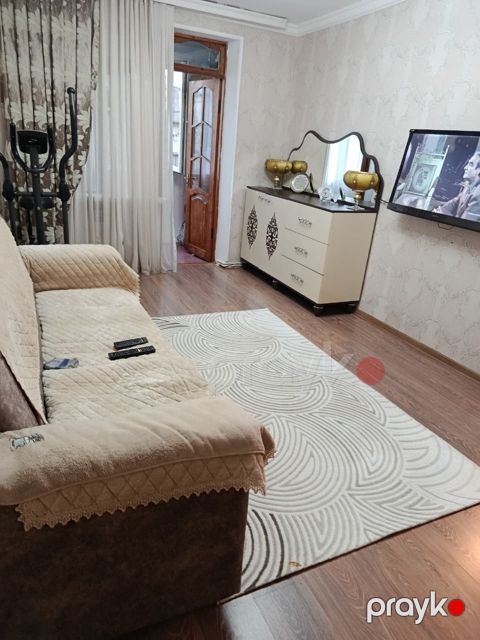 Satılır 2 otaqlı köhnə tikili 52 m² — Bakı