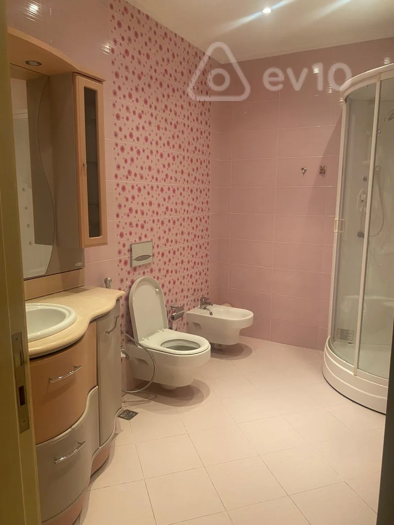 4 otaqlı mənzil, 240 m², Bakıxanov küçəsi — kirayə — Mənzil, Bakı (11)