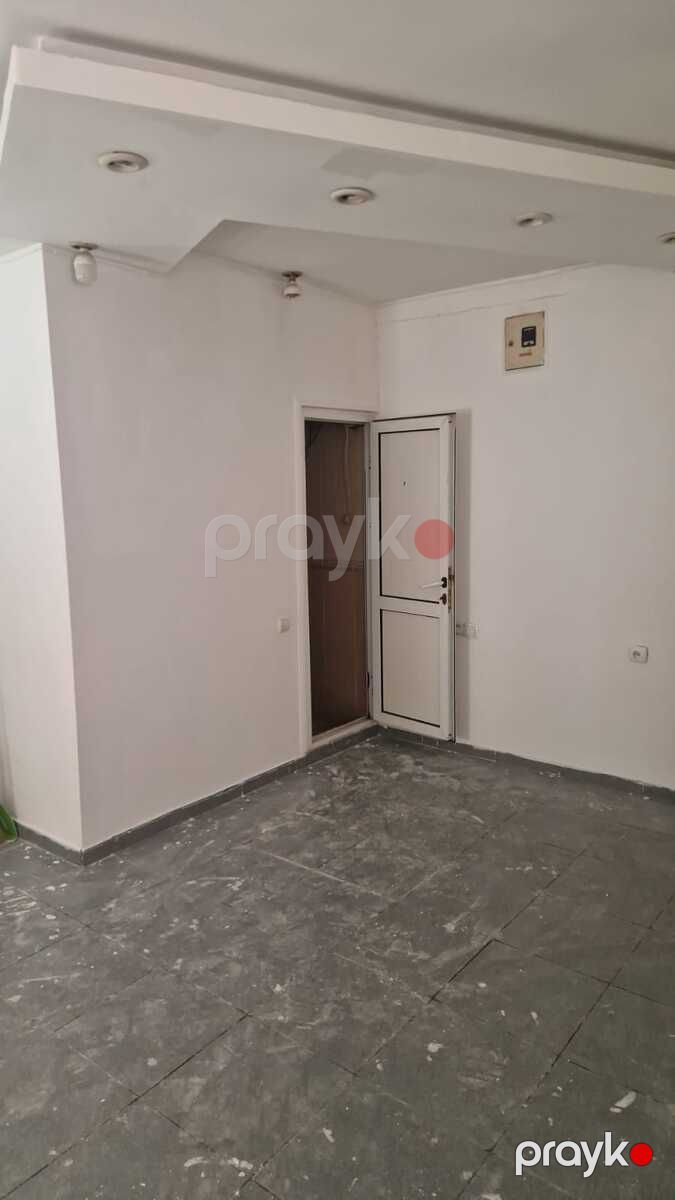 Satılır 1 otaqlı köhnə tikili 38 m² — Mənzil, Bakı (5)