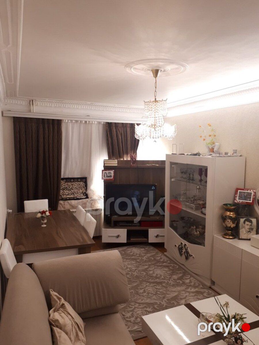 Satılır 2 otaqlı köhnə tikili 60 m² — Mənzil, Bakı (3)