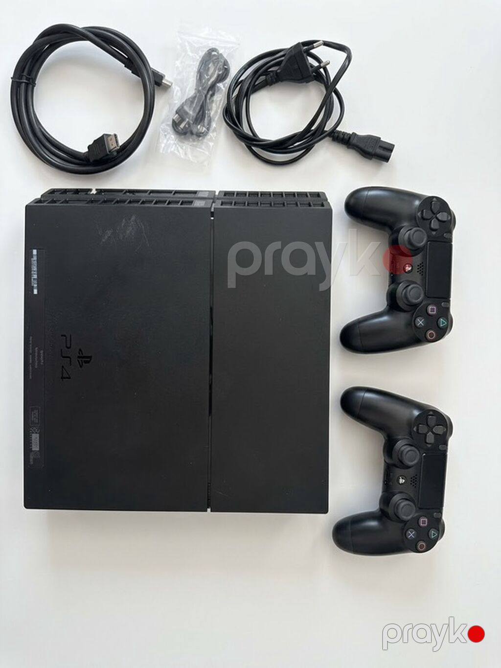 Ps4 Fat 500gb yaddaş heç bir problemi yoxdu üstündə cuzi ləkələr var — Oyun konsolları, Bakı (2)