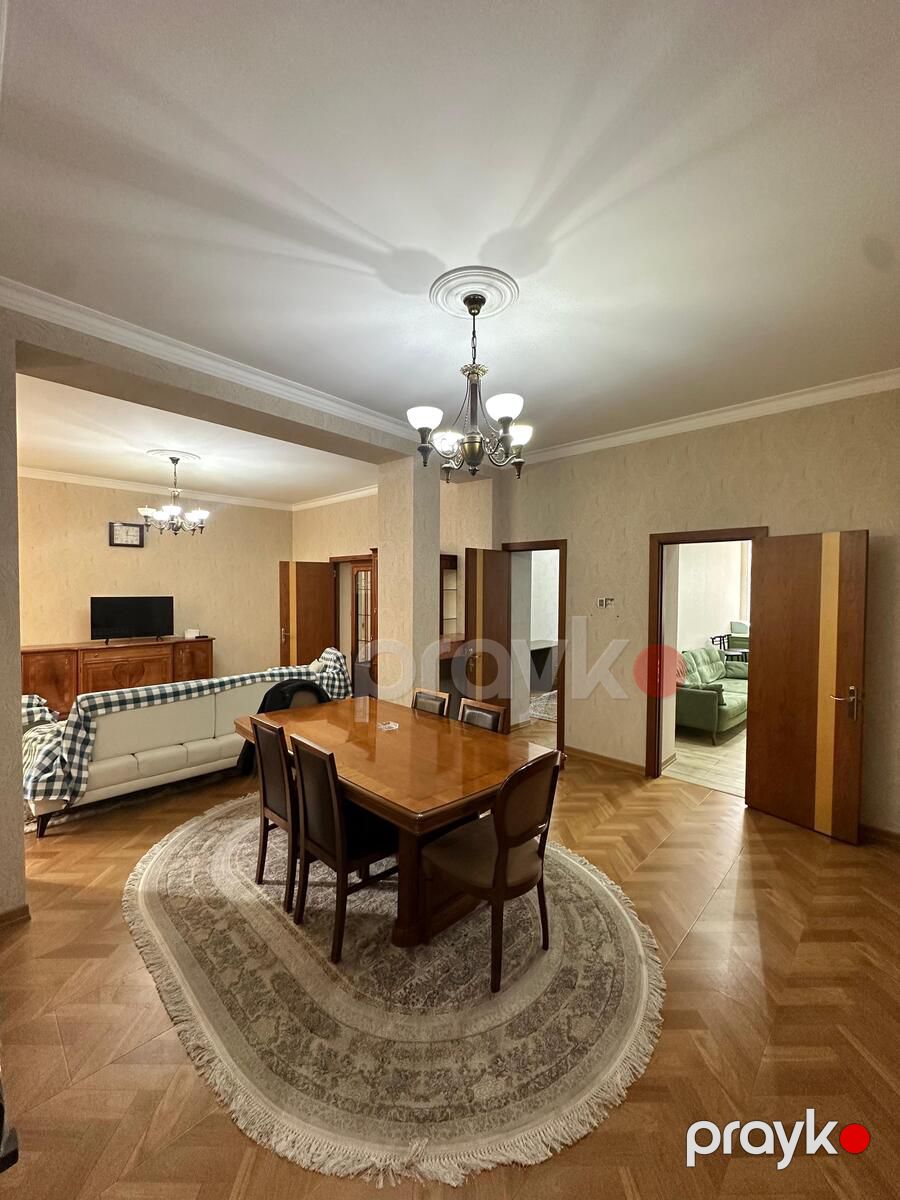 Satılır 3 otaqlı köhnə tikili 100 m² — Mənzil, Bakı (10)