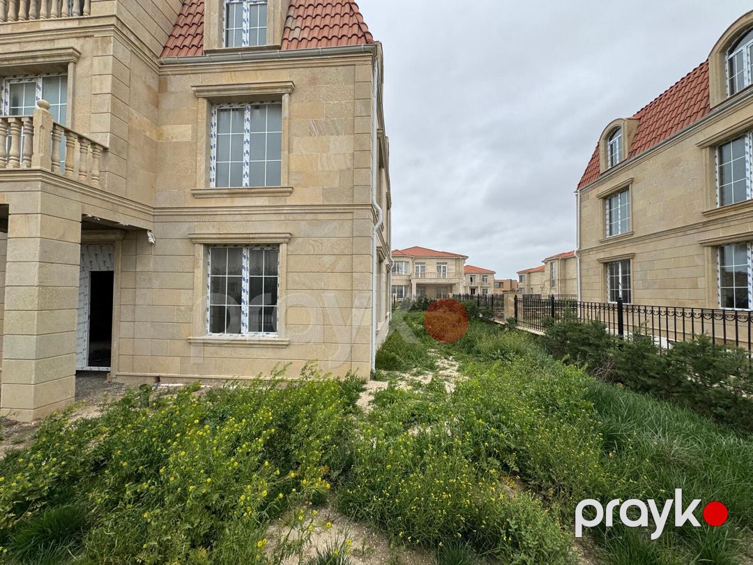 Satılır 8 otaqlı həyət evi/bağ evi 360 m² — Ev, villa, Bakı (5)