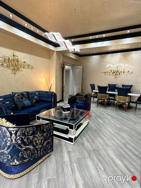 AĞ Şəhər – Qarabağ Atları Meydanı 3 otaqlı mənzil kirayə Sahə: 140 — Bakı