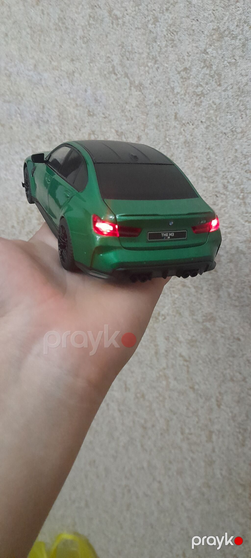 BMW M3 (G80) metal model avtomobil – yaşıl rəng, qara dam və kapot — Modellar, Bakı (2)