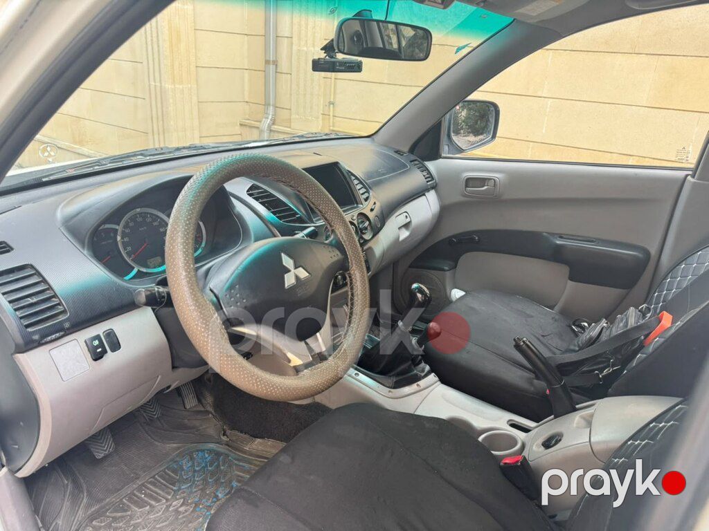 Mitsubishi L200, 2.5 L, 2013 il, 512 000 km — Avtomobillər, Bakı (12)