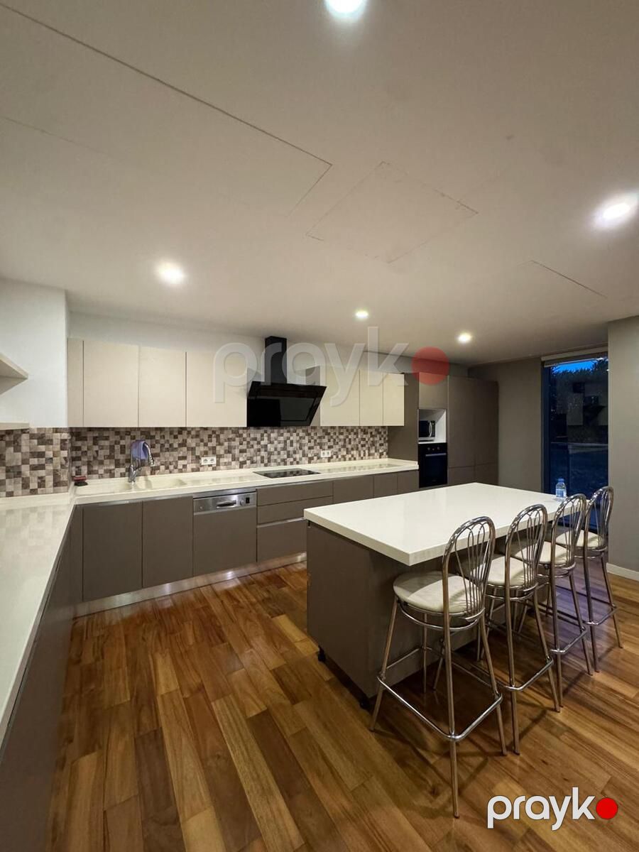 İcarəyə verilir 4 otaqlı yeni tikili 350 m² — Mənzil, Bakı (8)