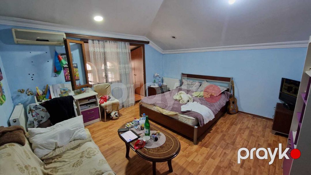 Satılır 4 otaqlı köhnə tikili 190 m² — Mənzil, Bakı (12)