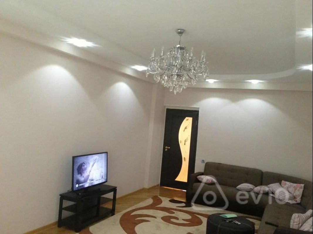 1 otaqlı mənzil, 60 m², 20 yanvar Məmmədcəfər Cəfərov küçəsi, Komfort MTK — kirayə — Bakı