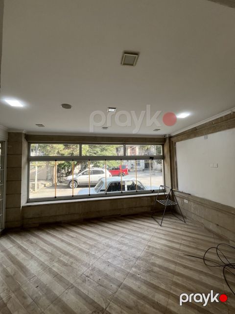 Satılır obyekt 500 m² — Bakı
