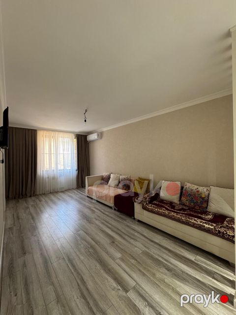 Satılır 3 otaqlı köhnə tikili 70 m² — Bakı