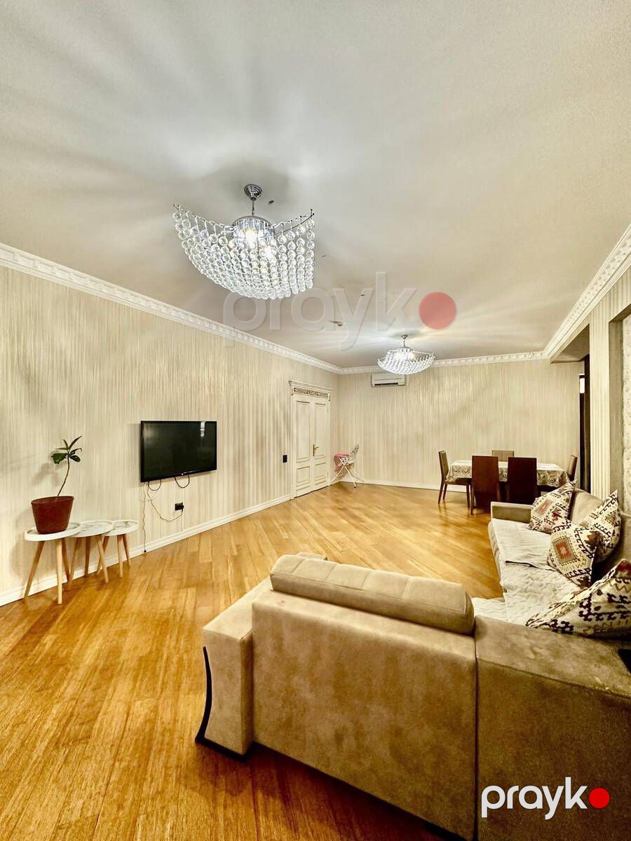 Satılır 4 otaqlı yeni tikili 210 m² — Mənzil, Bakı (9)