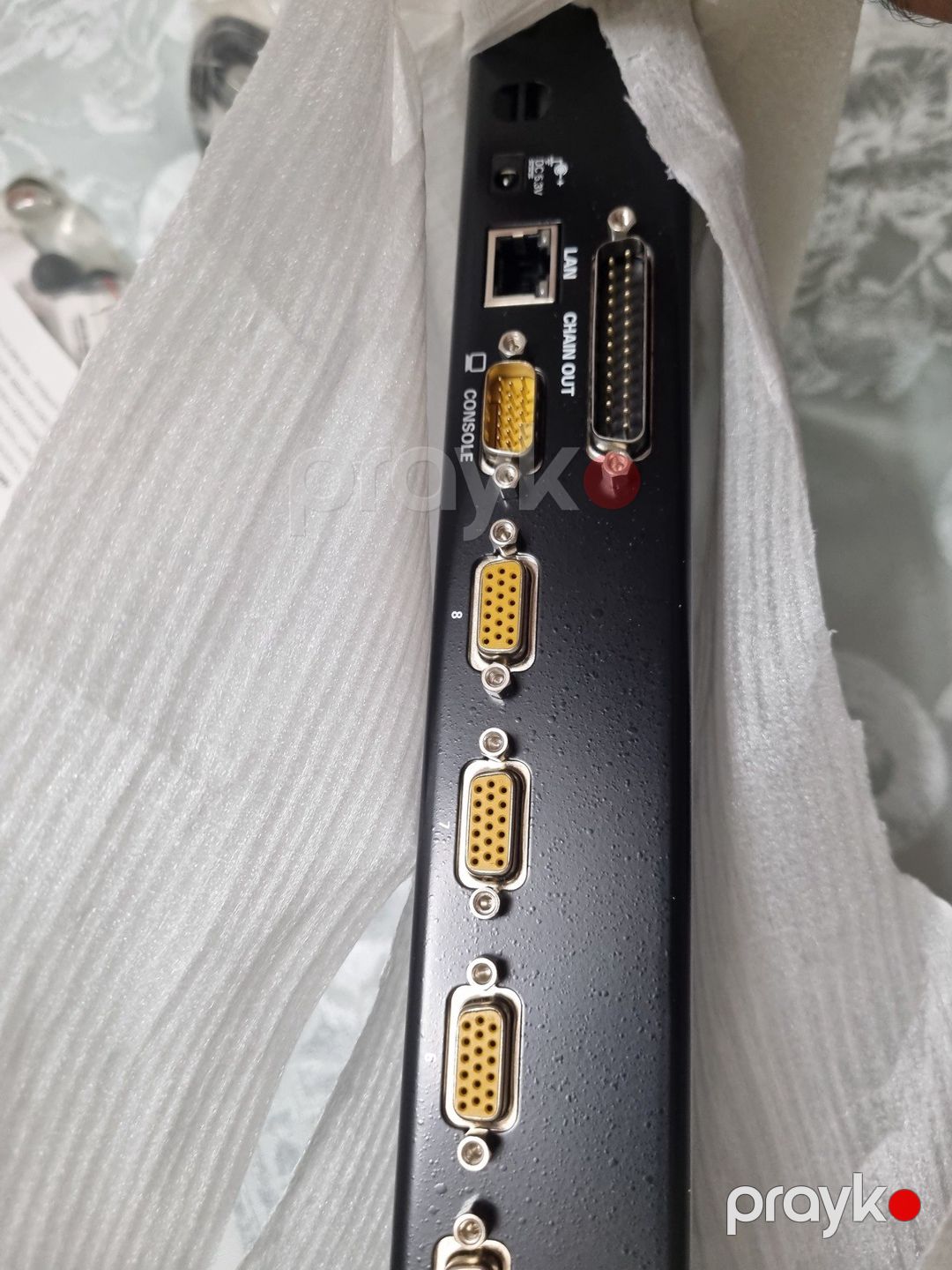 Tripp Lite NetDirector 8-Port IP KVM Switch — Şəbəkə və server avadanlığı, Bakı (8)