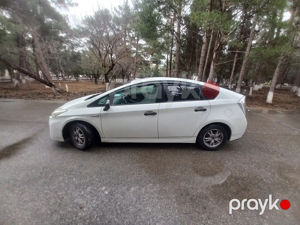 Toyota Prius, 1.8 L, 1.3 kWh, 2009 il, 628 000 km — Avtomobillər, Sumqayıt (2)