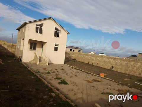 Satılır 4 otaqlı həyət evi/bağ evi 80 m² — Bakı