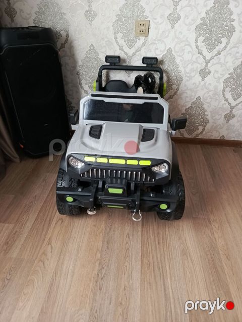 Uşaq üçün elektrikli maşın – off-road tipli jeep - Güclü təkərlər və — Samux