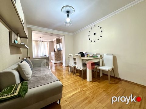 Satılır 4 otaqlı köhnə tikili 90 m² — Bakı