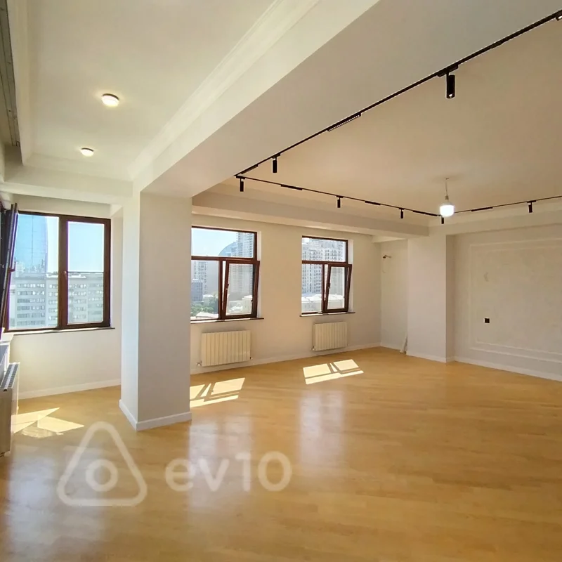 4 otaqlı mənzil, 205 m², Həsən salmani küçəsi — Mənzil, Bakı (3)