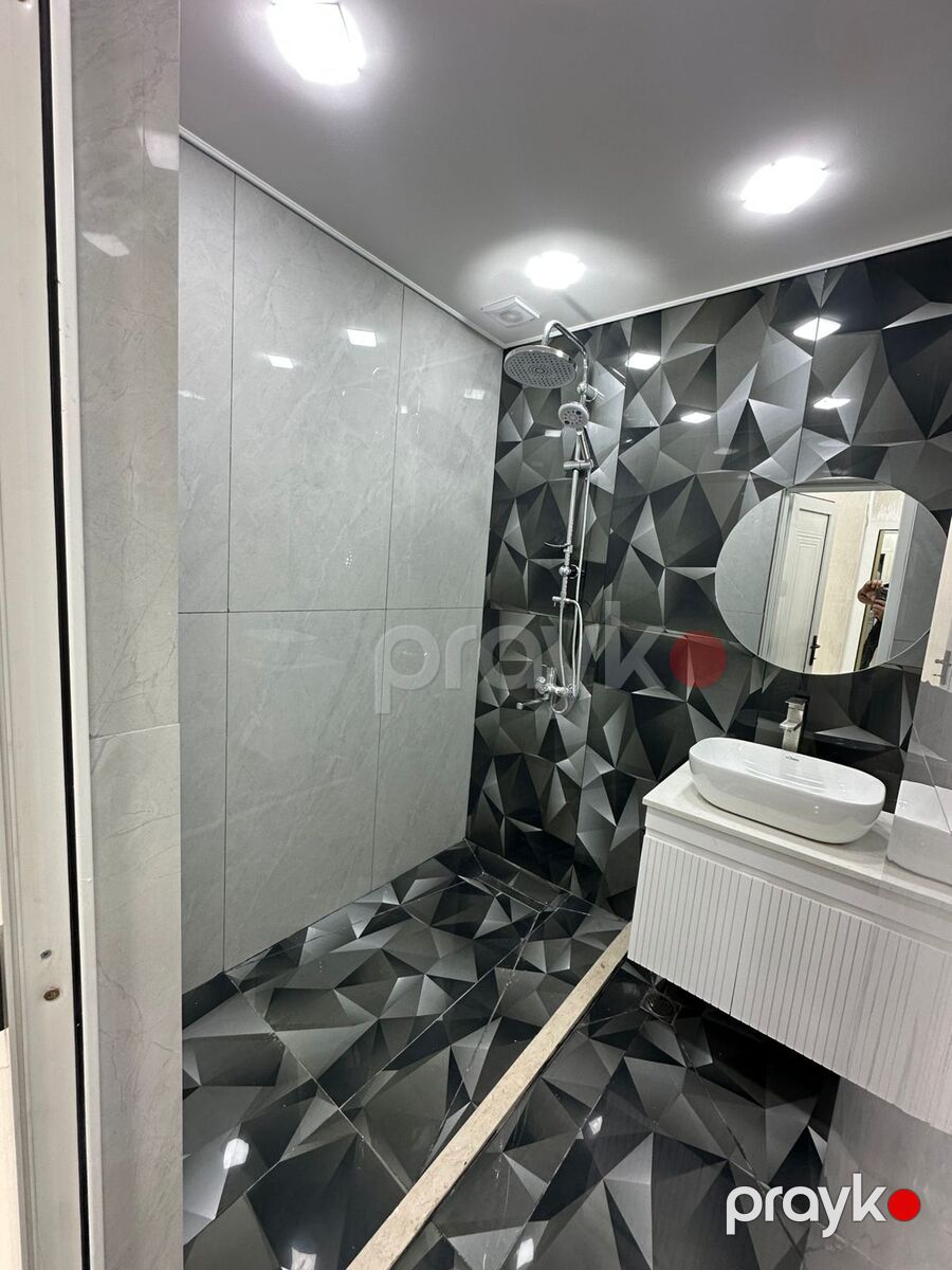 Satılır 2 otaqlı köhnə tikili 60 m² — Mənzil, Bakı (5)
