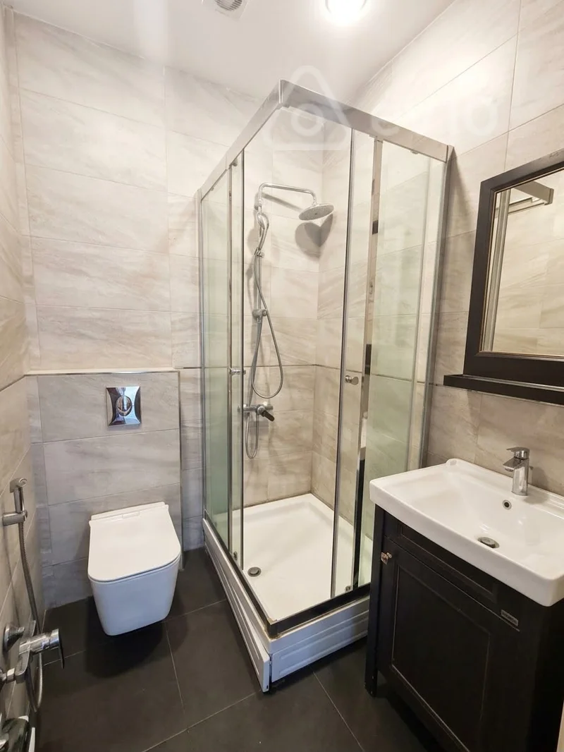 4 otaqlı mənzil, 190 m², Nizami küçəsi — kirayə — Mənzil, Bakı (8)