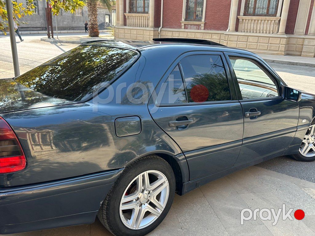 Mercedes C 200, 2.0 L, 1999 il, 320 000 km — Avtomobillər, Yevlax (4)