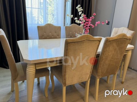 Yemək otağı dəsti – masa və 6 stul Qiymət: 450 azn, real alıcıya — Masazır