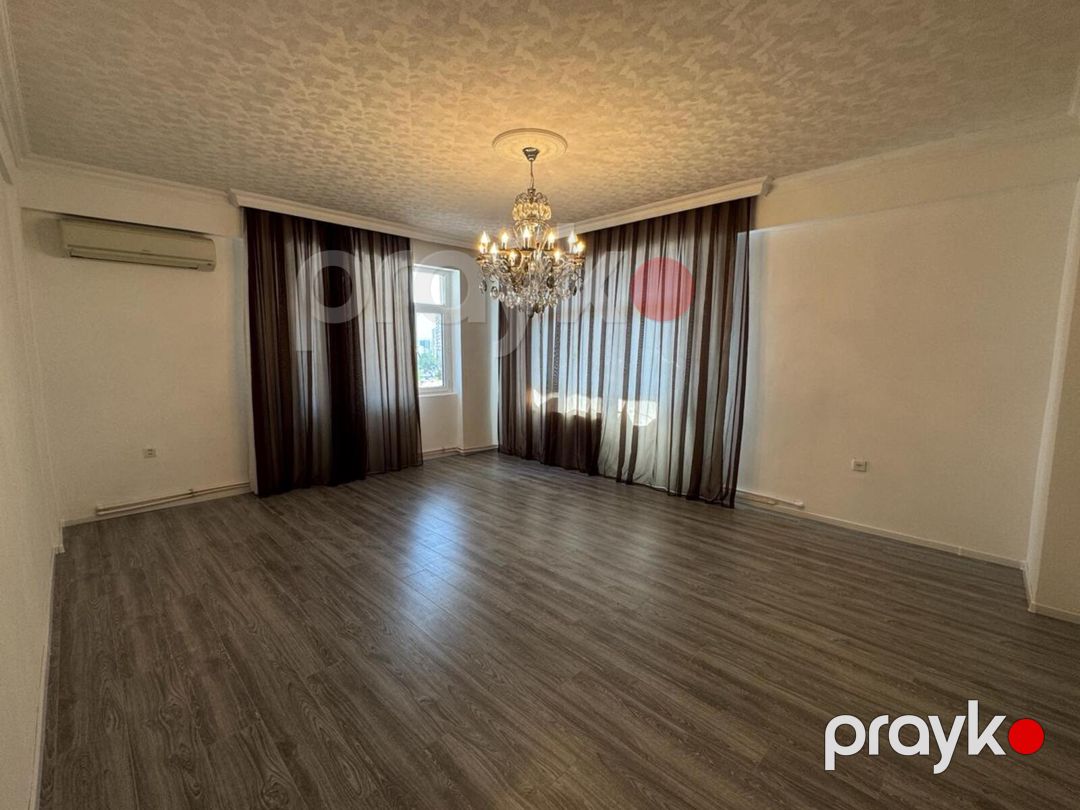 Satılır 3 otaqlı yeni tikili 135 m² — Mənzil, Bakı (2)