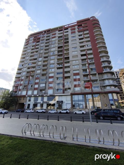 Satılır 2 otaqlı yeni tikili 128 m² — Bakı