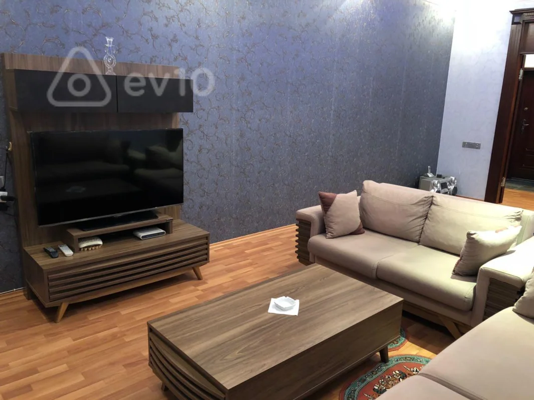 3 otaqlı mənzil, 100 m², Sabit Rəhman küç. 11 — kirayə — Mənzil, Bakı (2)