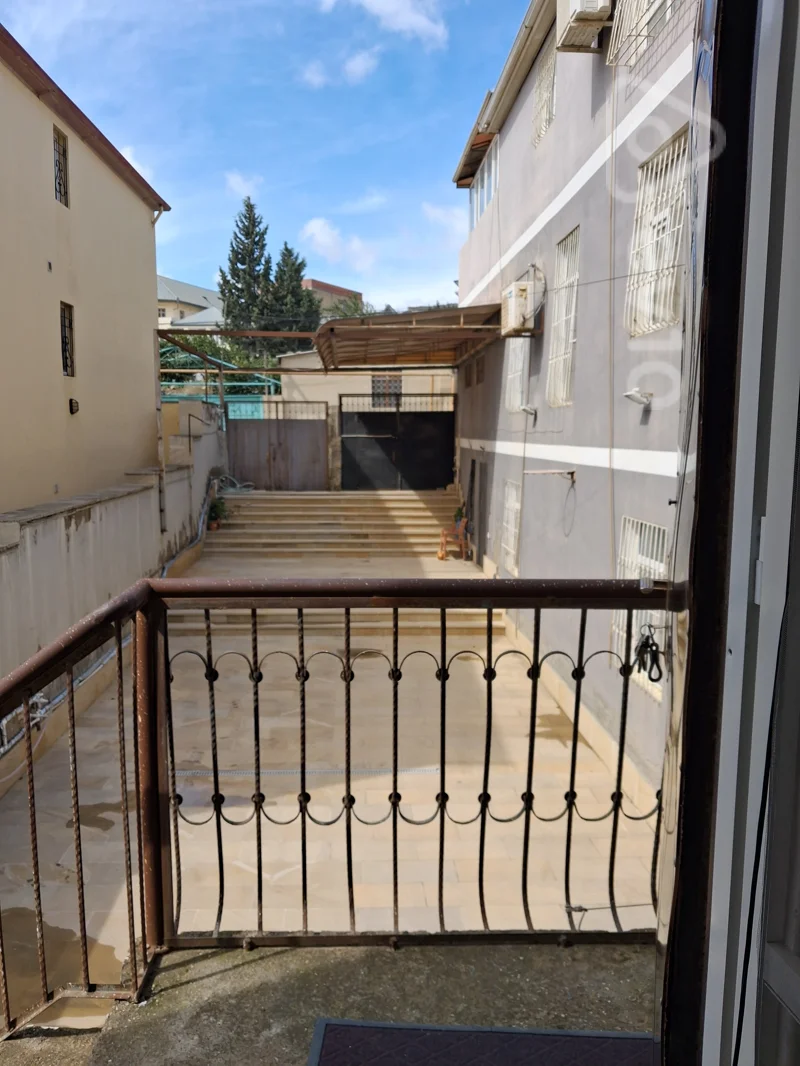 4 otaqlı həyət evi, 220 m², Badamdar 3cü massiv 38-ci küçə ev 1184 — kirayə — Ev, villa, Bakı (2)