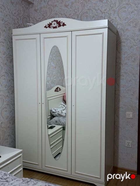 *ZB* *Dolab* Qiymet *250 azn* Unvan Xirdalan — Bakı