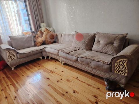 Endirim Kunc divan 280azn. Olcu 1.50×3.50. Acilir ve bazalidir — Bakı