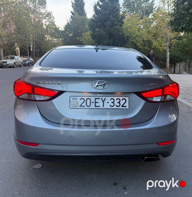 Hyundai Avante, 1.6 L, 2015 il, 194 000 km — Avtomobillər, Gəncə (5)