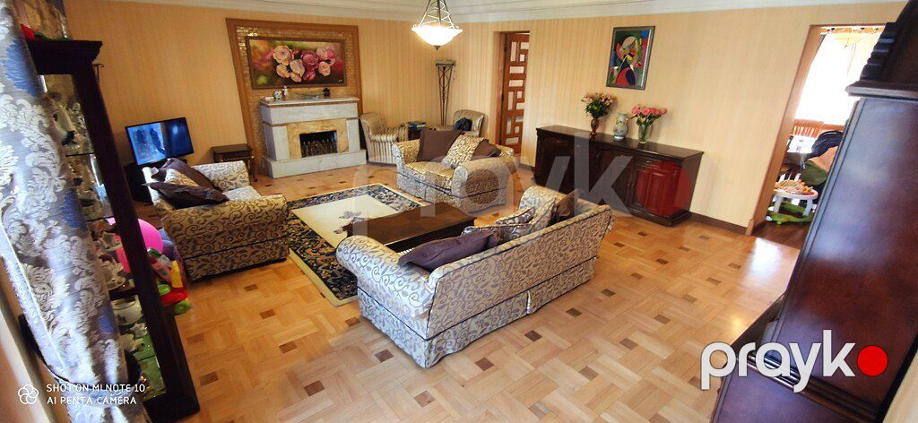 Satılır 4 otaqlı köhnə tikili 192 m² — Mənzil, Bakı (7)