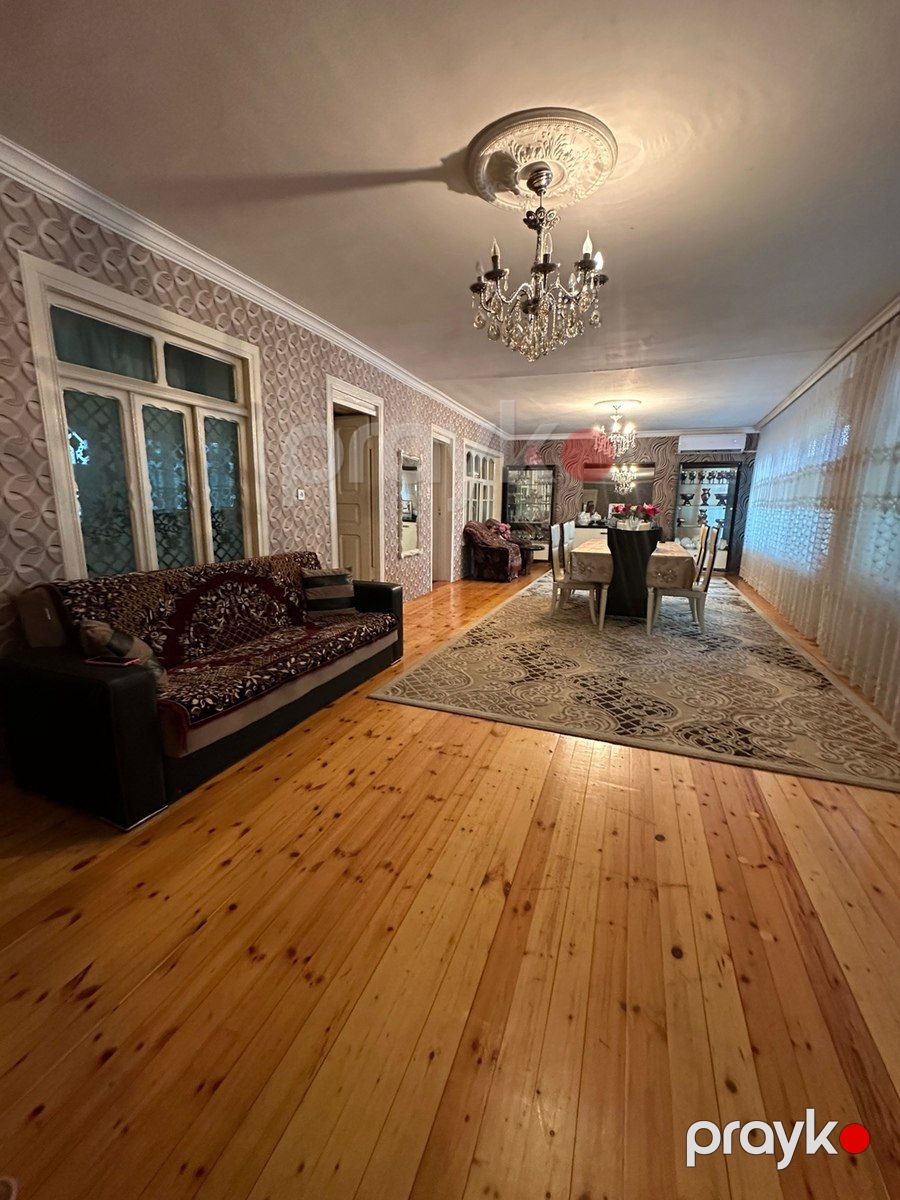 Həyət evi, Vəli Xuluflu küç — Ev, villa, Gəncə (5)