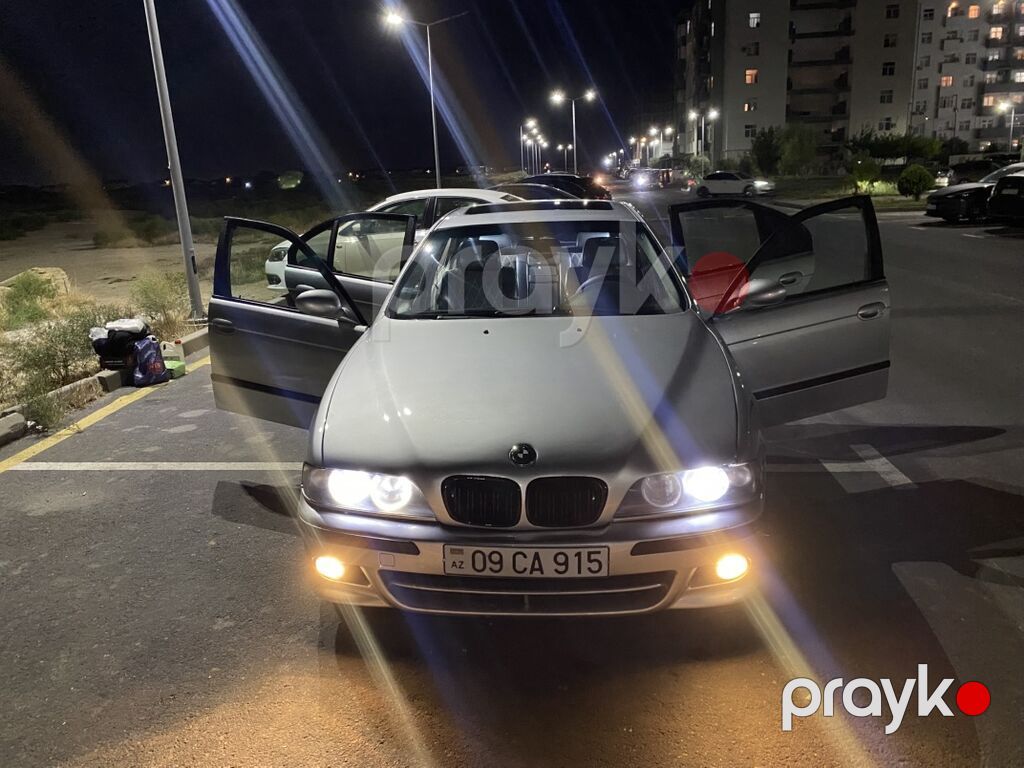 BMW 5 Series E39 sedan – gümüşü rəngli, 4 qapılı. Yaxşı vəziyyətdədir 09-CA-915 — Avtomobillər, Bakı (6)