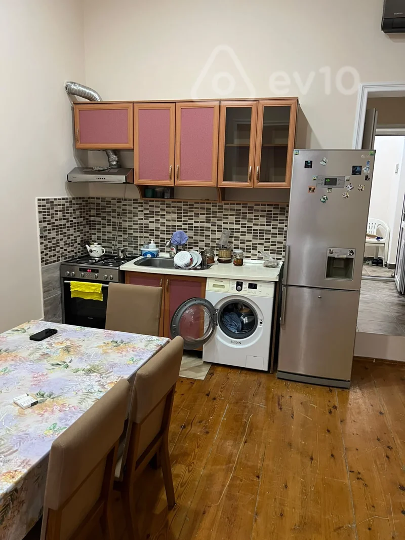 2 otaqlı həyət evi, 40 m², Qara Qarayev — kirayə — Bakı