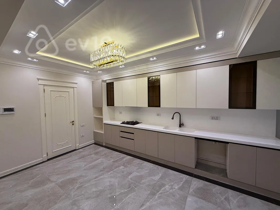 4 otaqlı mənzil, 179 m², S.Senyuşkin küç — Mənzil, Bakı (11)