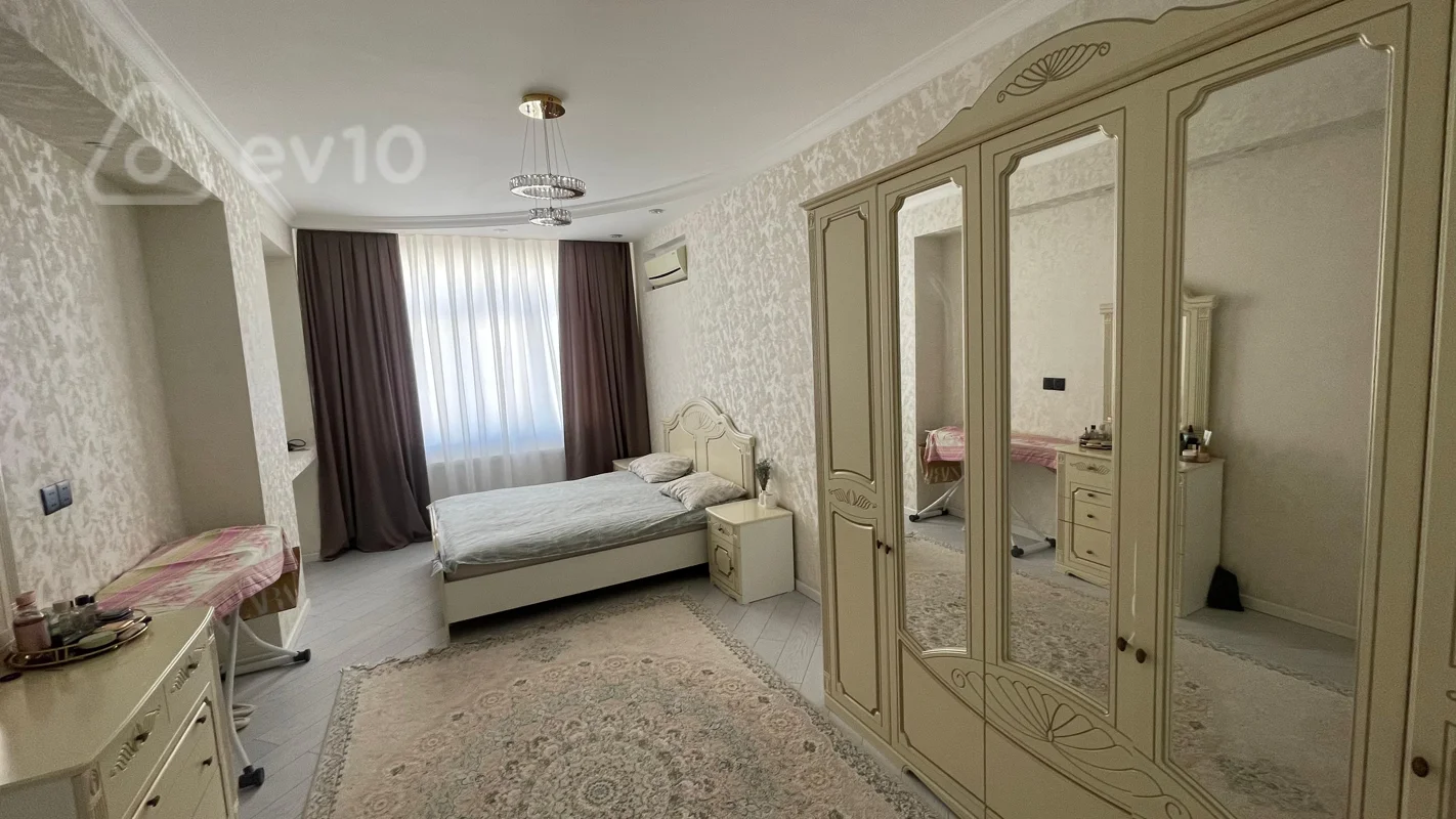 4 otaqlı mənzil, 135 m², Məhəmməd Hadi küçəsi — Mənzil, Bakı (9)