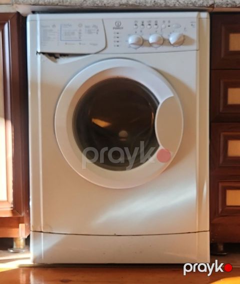 Indesit önyükləməli paltaryuyan maşın - Ön yükləmə, dairəvi iri qapı — Bakı